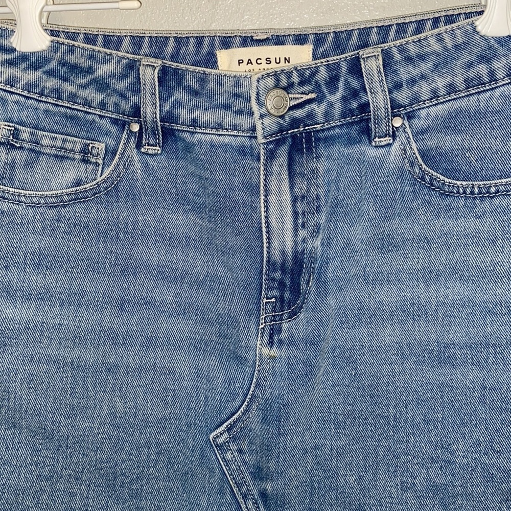 PacSun Light Wash Raw Edge Denim Mini Skirt Casual Summer Y2K Style 4763 - Picture 3 of 8